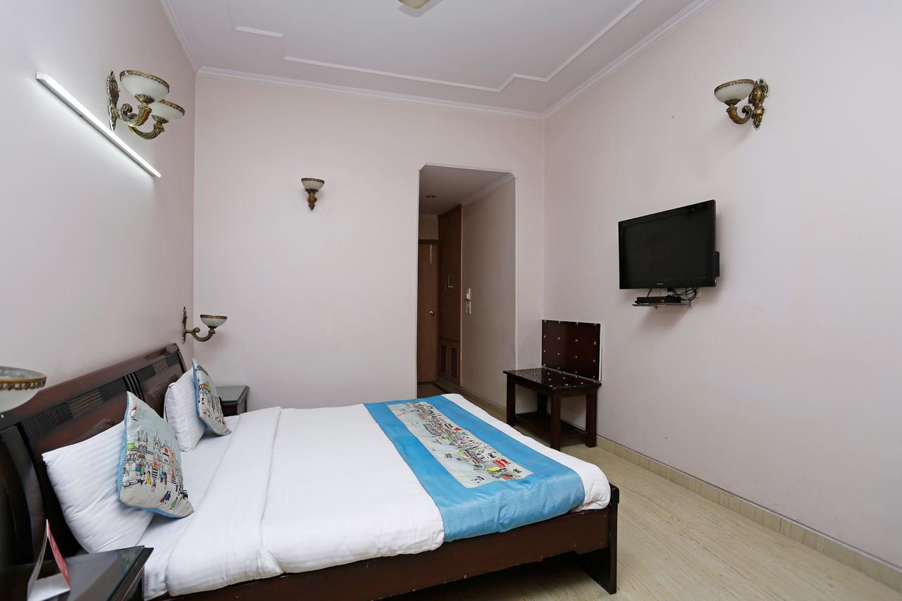 Oyo 5401 Hotel Mid Town New Delhi Exteriör bild