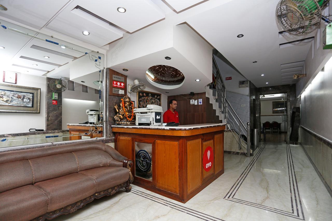 Oyo 5401 Hotel Mid Town New Delhi Exteriör bild