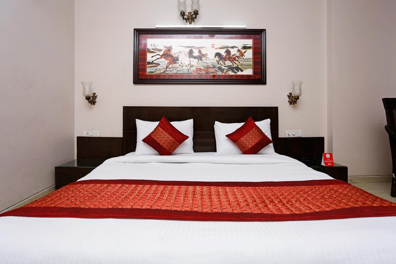 Oyo 5401 Hotel Mid Town New Delhi Exteriör bild